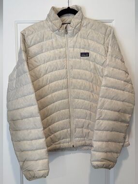 Patagonia Women’s Down Sweater Jacket - White